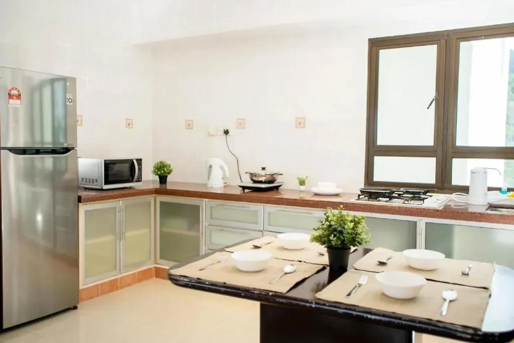 Penang - Sri Sayangsea View Apartment Resort Бату-Ферринги