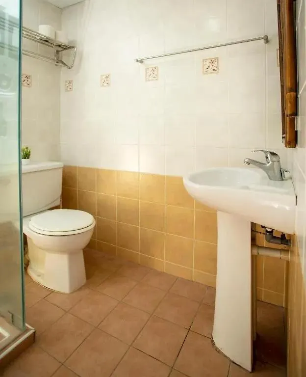 Penang - Sri Sayangsea View Apartment Resort Бату-Ферринги